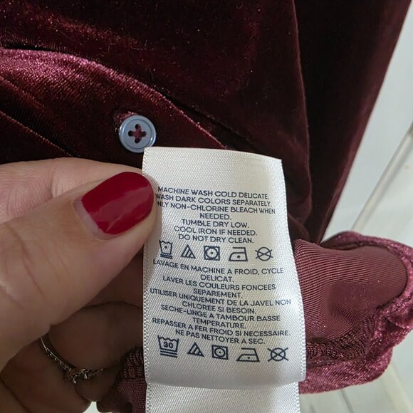 Lands' End Plus Size 2X Burgundy Velvet Button-Up Blouse - Picture 5 of 12